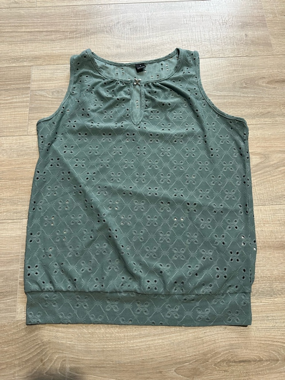 SHEIN Olive Green Eyelet Tank Top